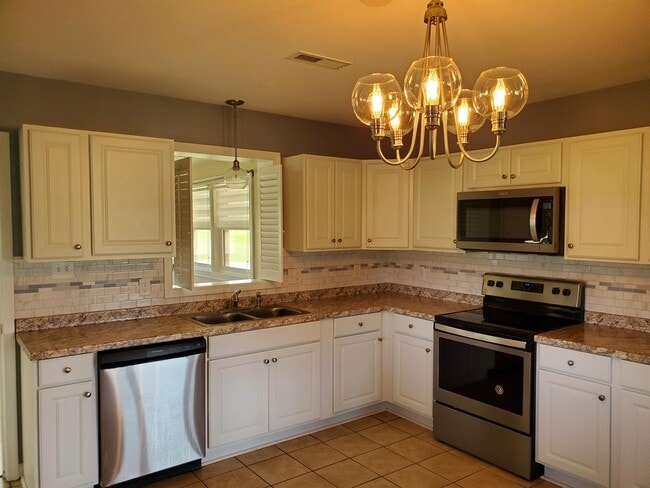 Building Photo - 4128 Freedom Way