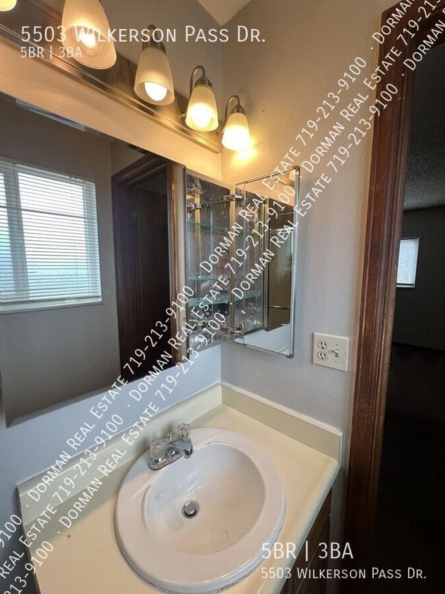Building Photo - 5503 Wilkerson Pass Dr
