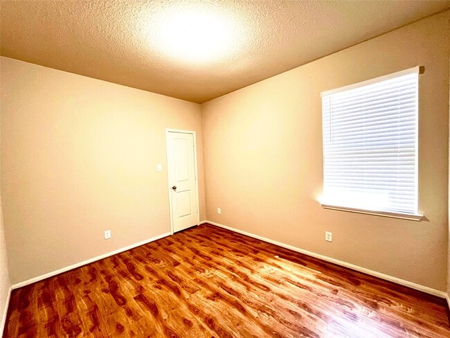 Building Photo - 20330 Pine Water Ln