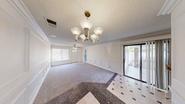 Building Photo - Peacock Valley HOA 2 Bedroom 1 Bathroom 55...