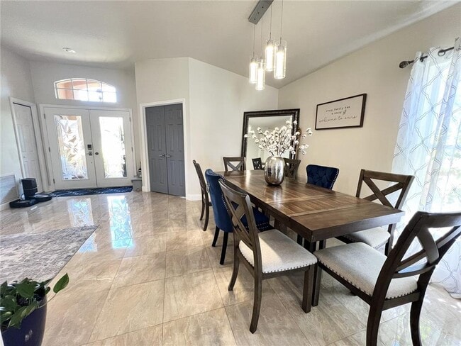 Building Photo - 31244 Crestmont Ct