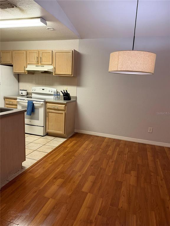 Building Photo - 7630 Pissarro Dr