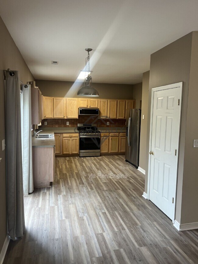 Building Photo - 6507 Hot Spring Ln