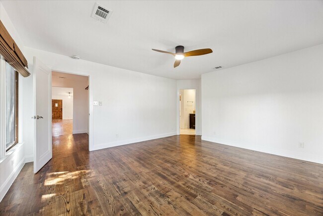 Building Photo - 1106 Fairmount Ave