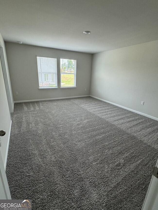 Building Photo - 15 Warwick Ct