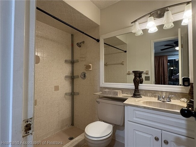 Building Photo - 4918 Granada Blvd