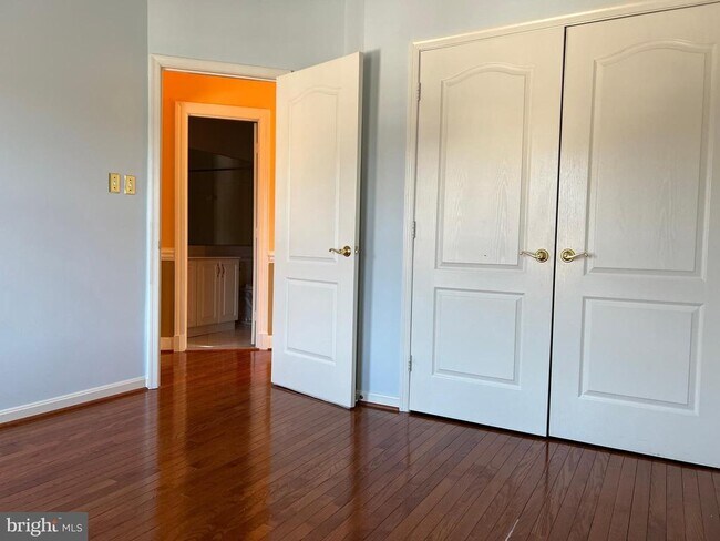 Building Photo - 201 Blaze Climber Way