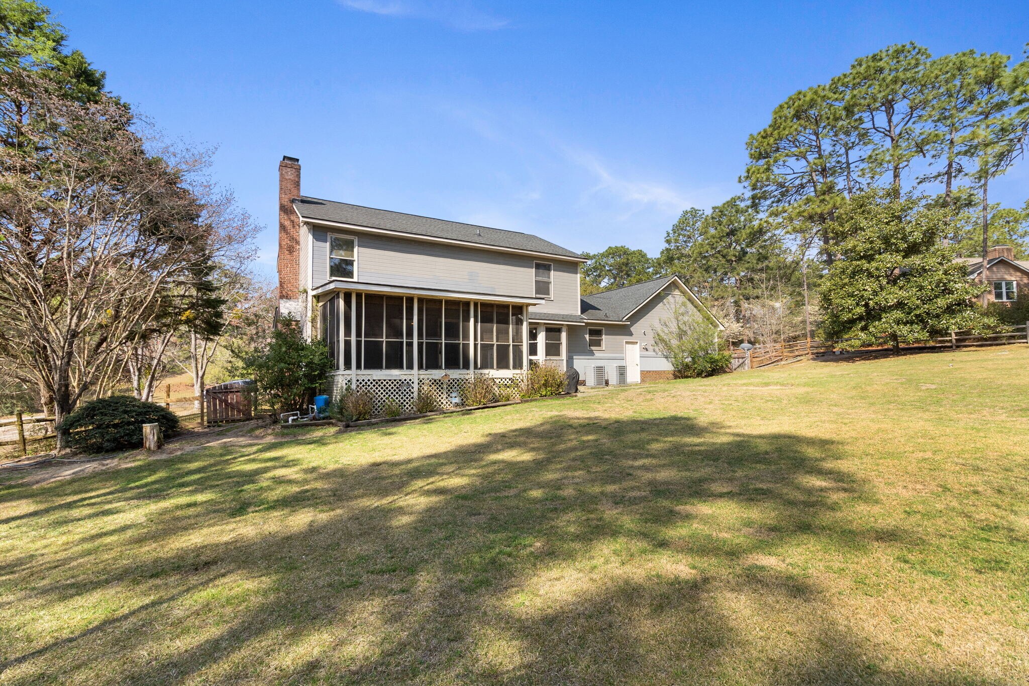 Building Photo - 7666 Wilkins Dr