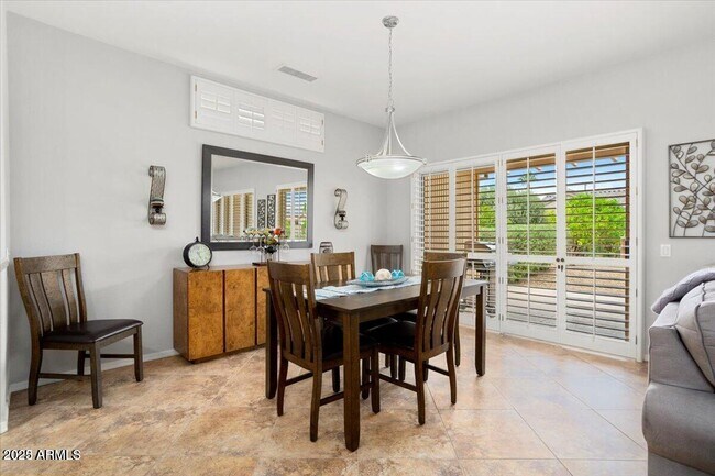 Building Photo - 16232 W Tapatio Dr