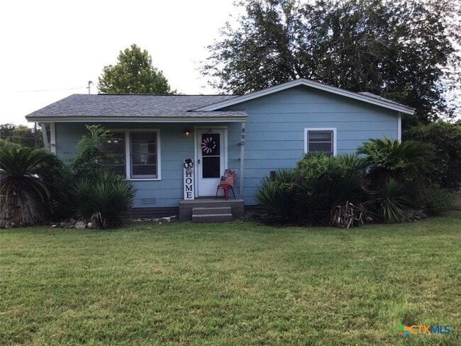 Primary Photo - 890 Josephine St