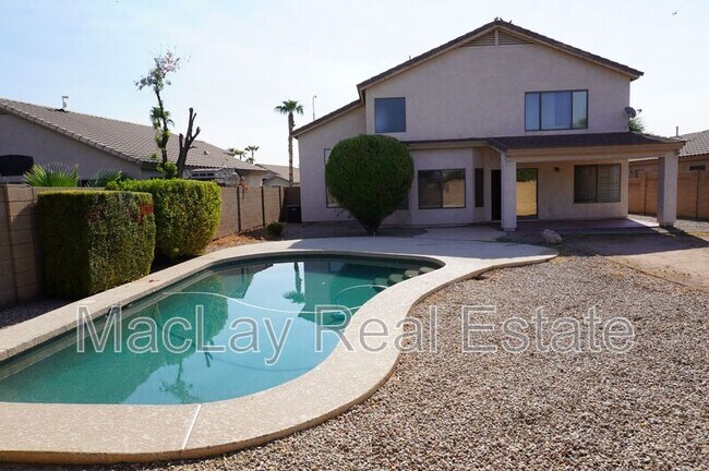 Building Photo - 2600 S Holguin Way