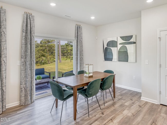 Building Photo - 900 Grand Mesa Dr