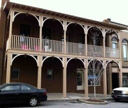 Building Photo - Beautiful 1BR Contemporary Downtown Loft