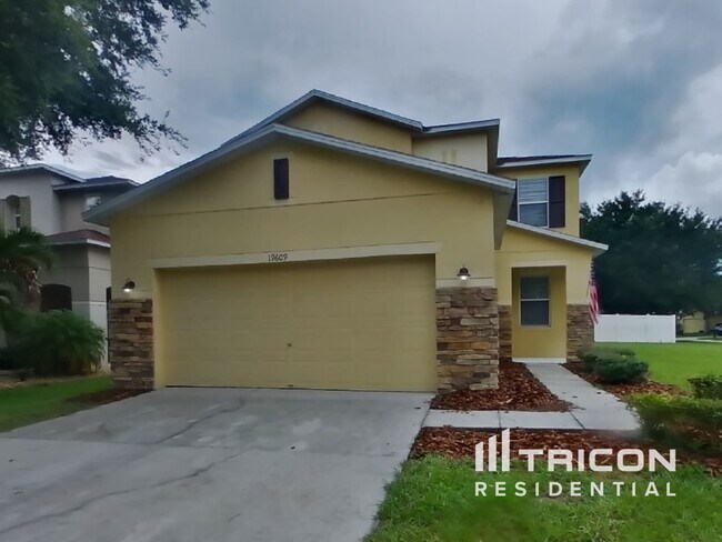 Building Photo - 19609 Timberbluff Dr