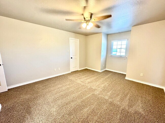 Building Photo - 3 bed 2.5 bath - Cooper ISD