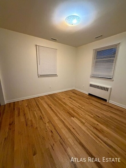 Building Photo - 5110 S Pearl St