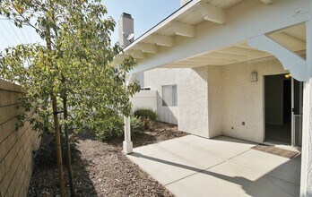 Building Photo - Open house SAT 8/2 2-3:30pm Spacious home/...