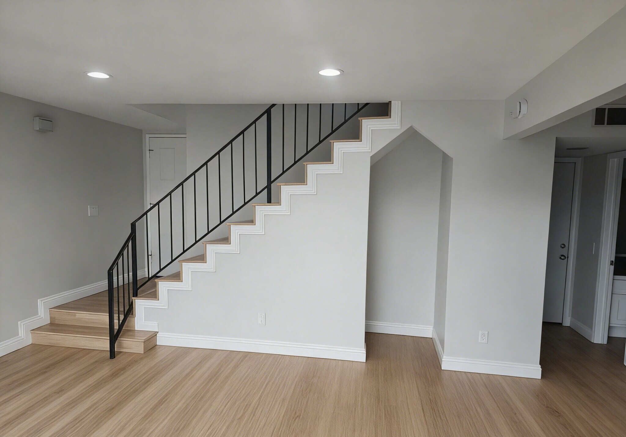 Building Photo - 609 S College Ave