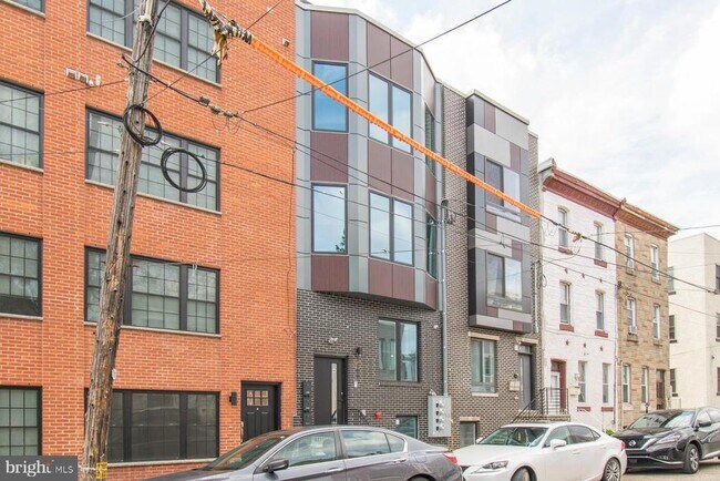Building Photo - 1206 N 24th St