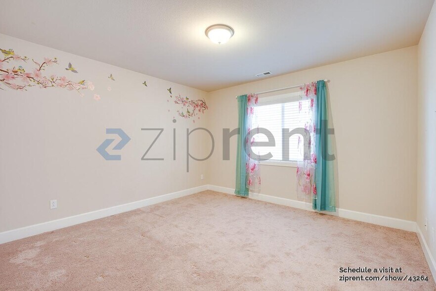 Building Photo - 22722 36th Dr SE