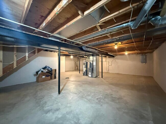 Building Photo - 1788 Wexford Dr