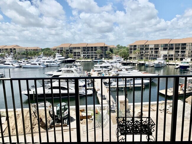 Building Photo - 1401 Tidal Pointe Blvd