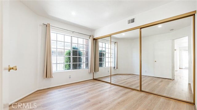 Building Photo - 19036 Singingwood Cir