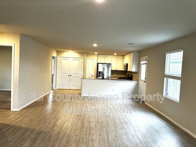 Building Photo - 10790 Giacconi Dr