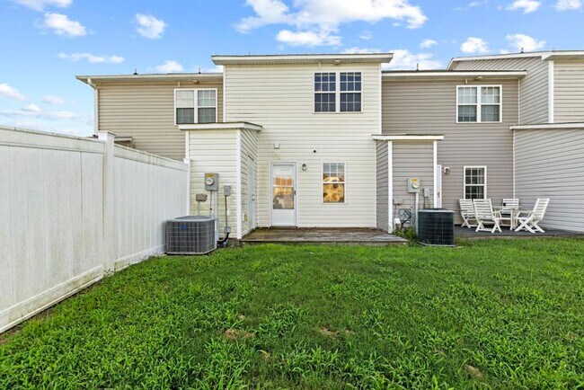 Building Photo - 307 Burley Dr