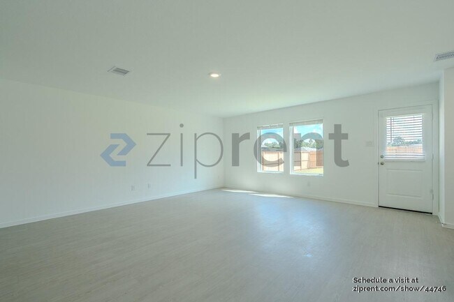 Building Photo - 18003 Valle Cupa Ln