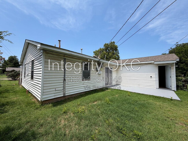 Building Photo - 3506 N Peniel Ave