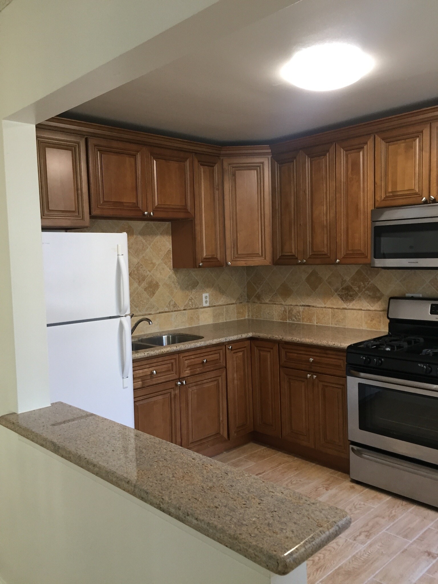 Building Photo - 1902 E 3rd St