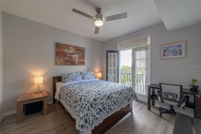 Building Photo - 501 Knights Run Ave