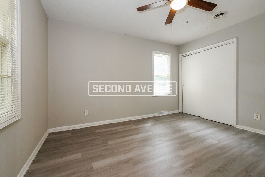Building Photo - 11305 Marsh Ave