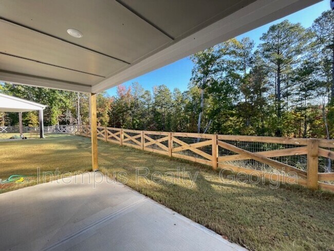 Building Photo - 44 Garnet Dr