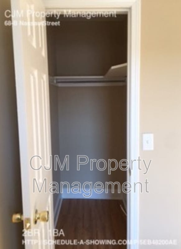 Building Photo - 68 Nassau St