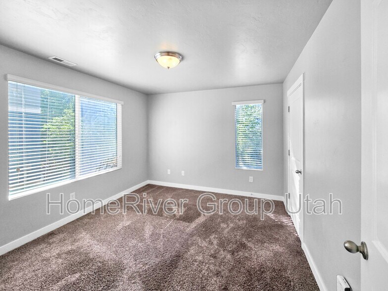 Building Photo - 14708 S Rising Star Ln