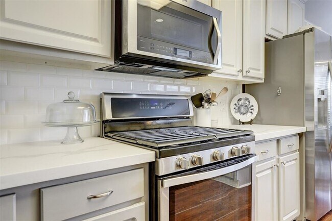 Building Photo - 4310 Innsbrook Pl