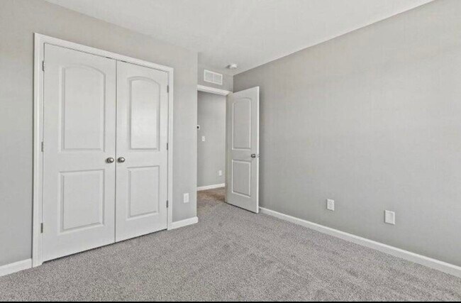 Building Photo - 6080 Arbor Wds Wy