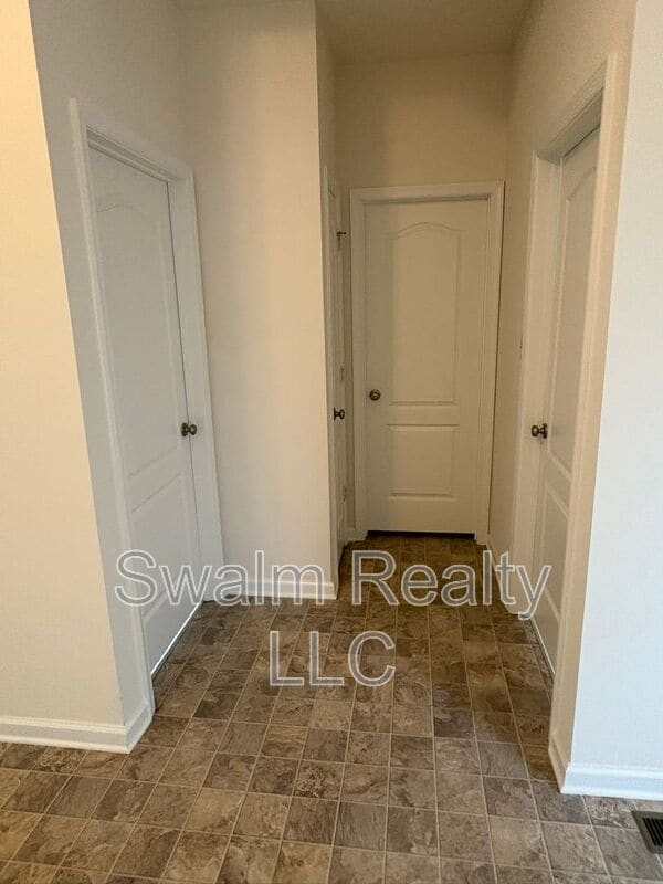 Building Photo - 1074 E Davinci Dr