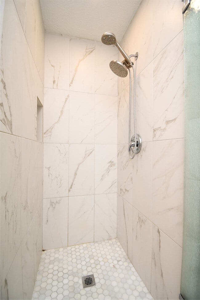 Building Photo - 12331 Westwold Dr