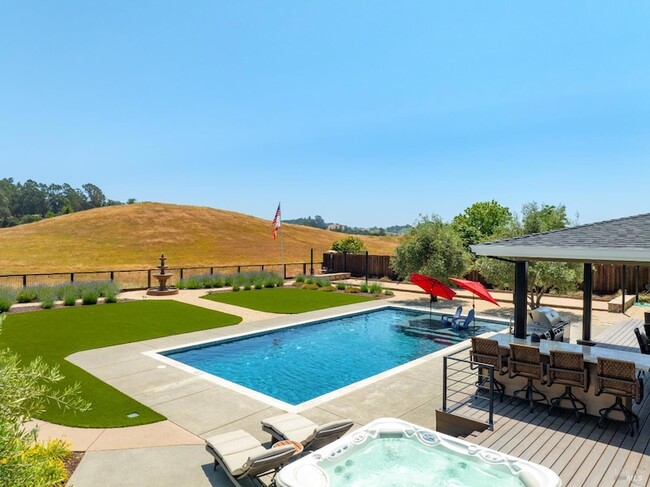 Building Photo - 1051 Stonebridge Dr