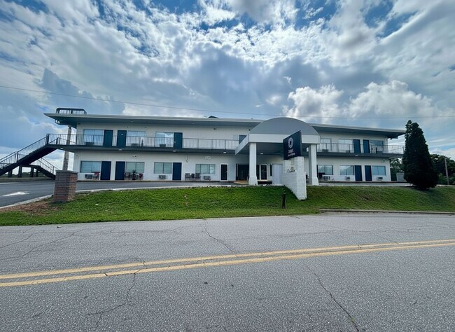Building Photo - Discover Sky at Murphy: Comfort, Security,...