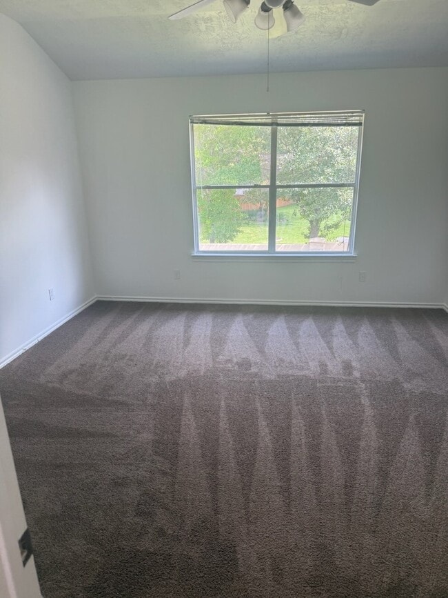Building Photo - 16107 Sandy Path Ln