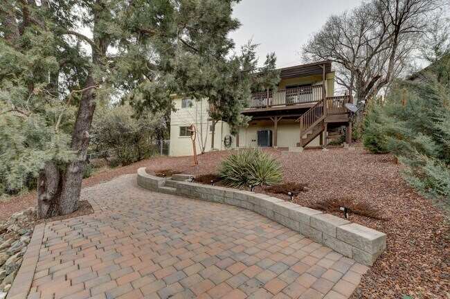 Building Photo - Beautiful Home for Rent in Prescott!