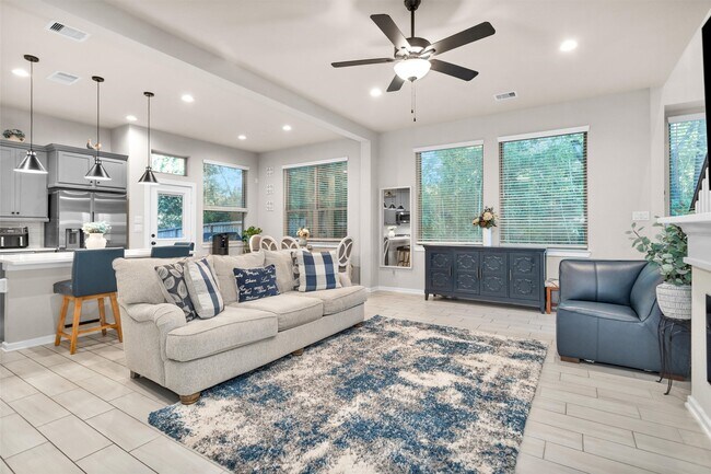 Building Photo - 579 Longleaf Pine Dr