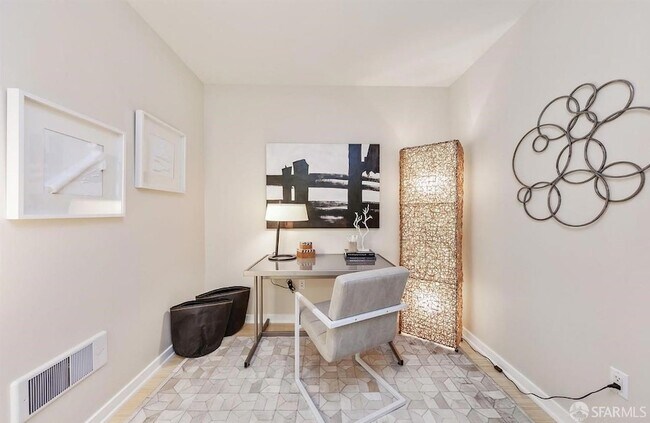 Building Photo - 451 Kansas St