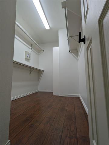 Building Photo - 8912 Smokey Dr