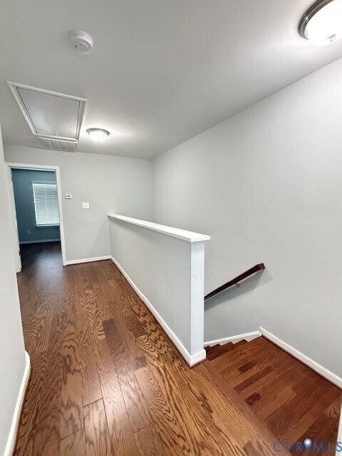 Building Photo - 8057 Ellendale Dr