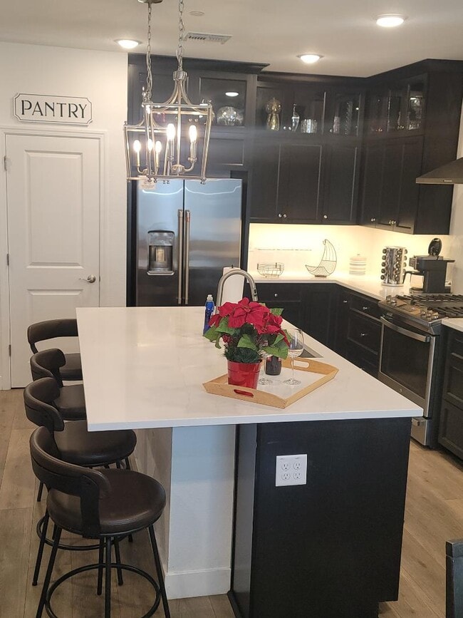 Building Photo - 15980 Mavericks Ln